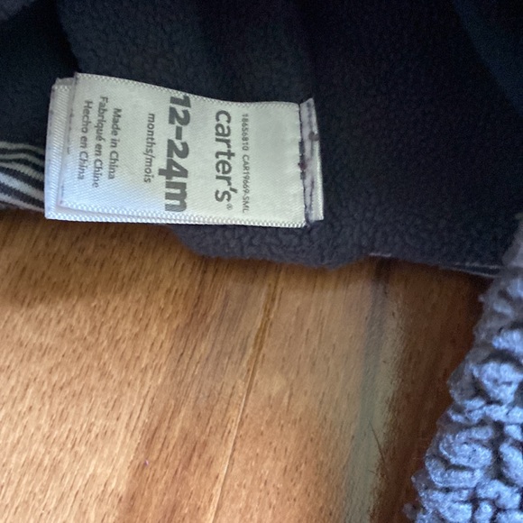 Hat and Mitten Set - Picture 2 of 2